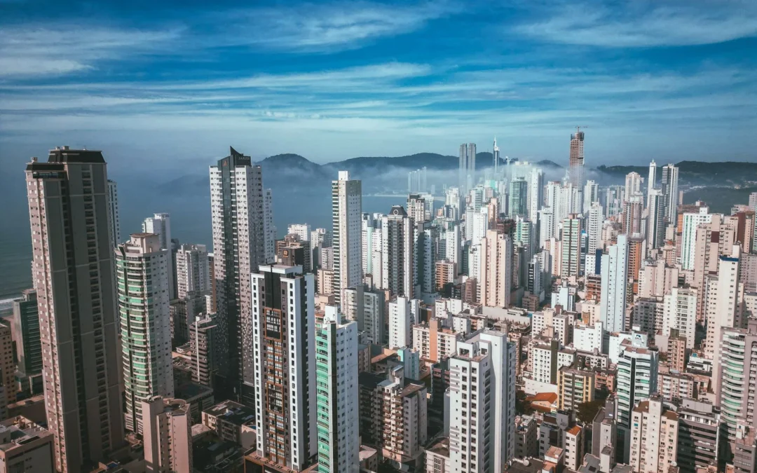 Como Funciona a Valorização Imobiliária e o Que Influencia no Crescimento do Seu Investimento